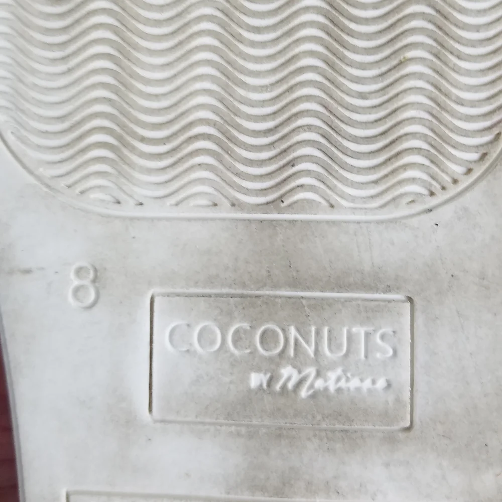 Coconuts by Matisse Casual Silver Sneakers Size 8